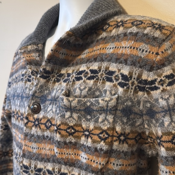 J CREW Fair Isle Lambswool Cardigan. Size Medium - Picture 5 of 10